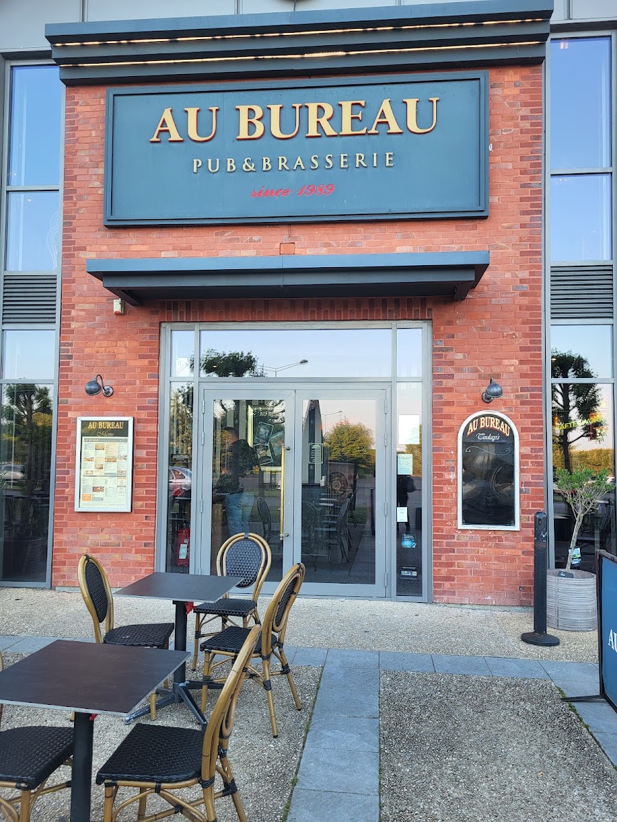 Au Bureau